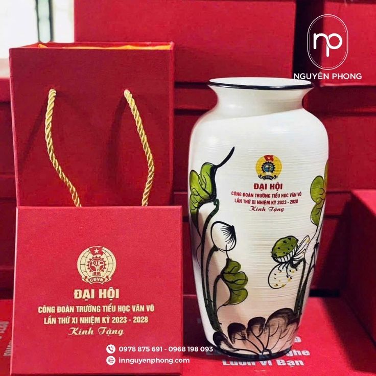 Mẫu hộp đựng lọ hoa bằng sứ